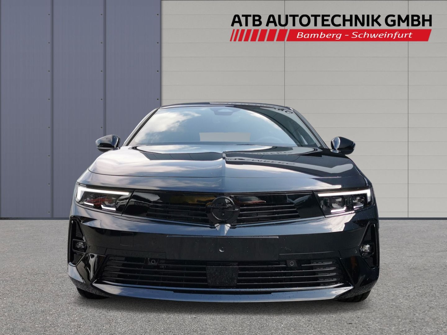 Fahrzeugabbildung Opel Astra Ultimate HUD Panorama Navi Memory Sitz SHZ