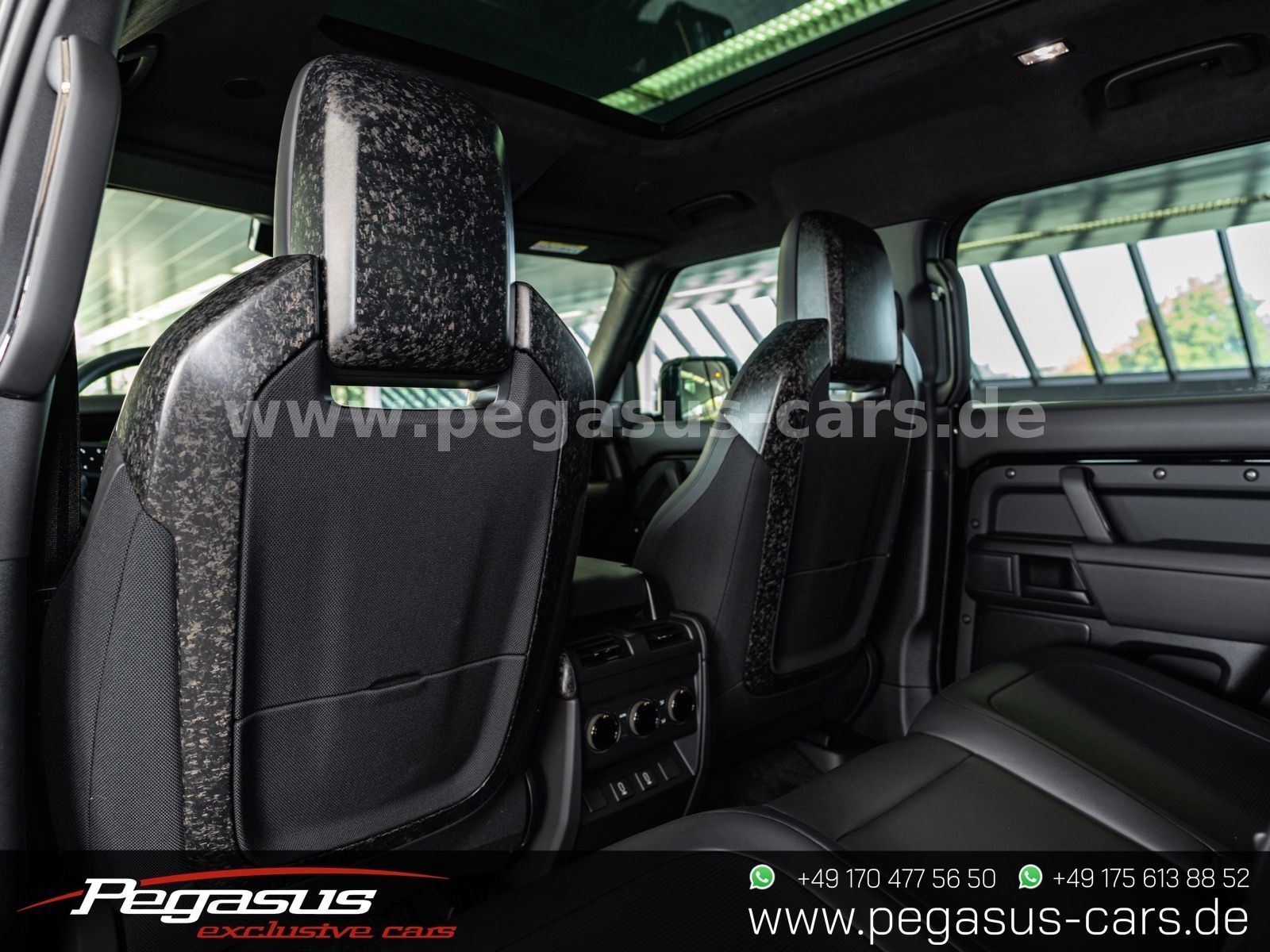 LAND ROVER Defender - 26