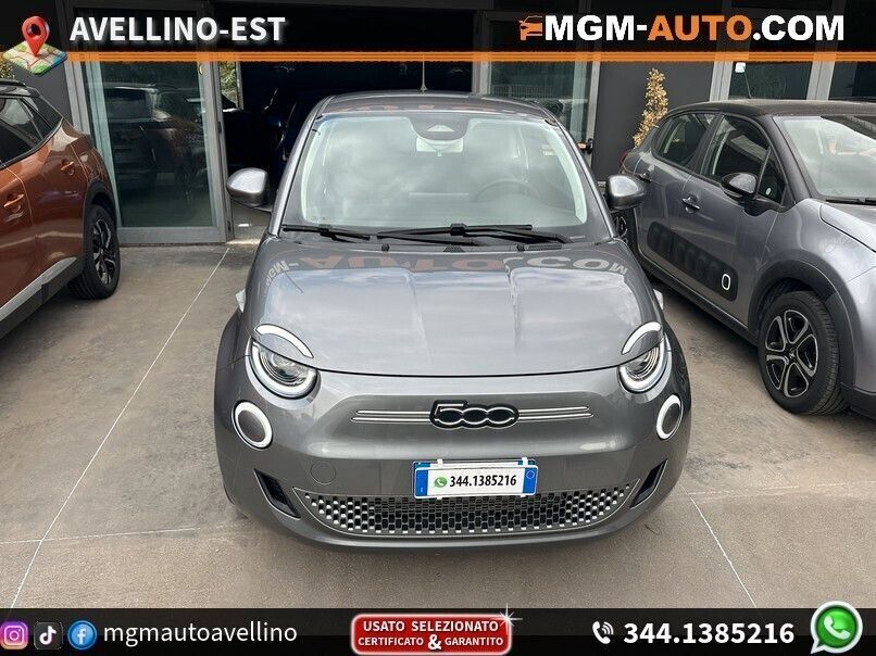 Fiat 500 500e Berlina 42 kWh Passion - Km. 900 imagem 3