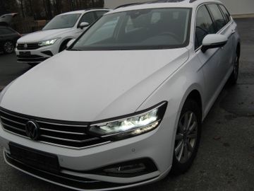 Volkswagen Passat Variant - 1