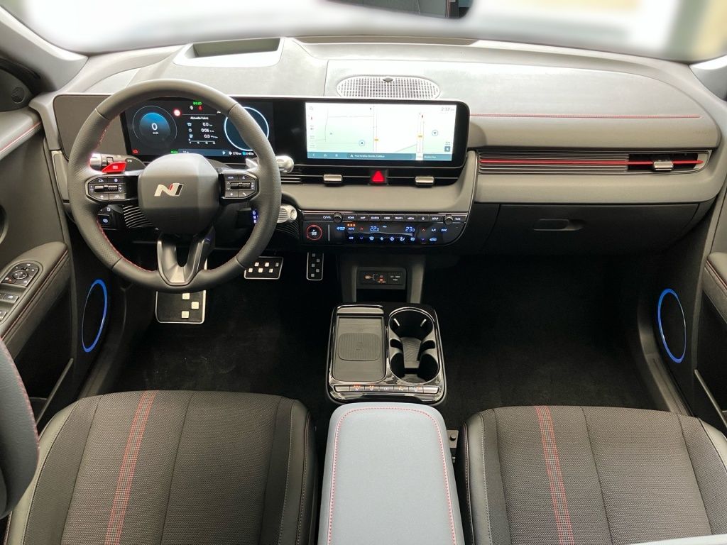 Fahrzeugabbildung Hyundai IONIQ 5 2WD 84kWh N-Line X 4xSHZ AUT Akustikglas