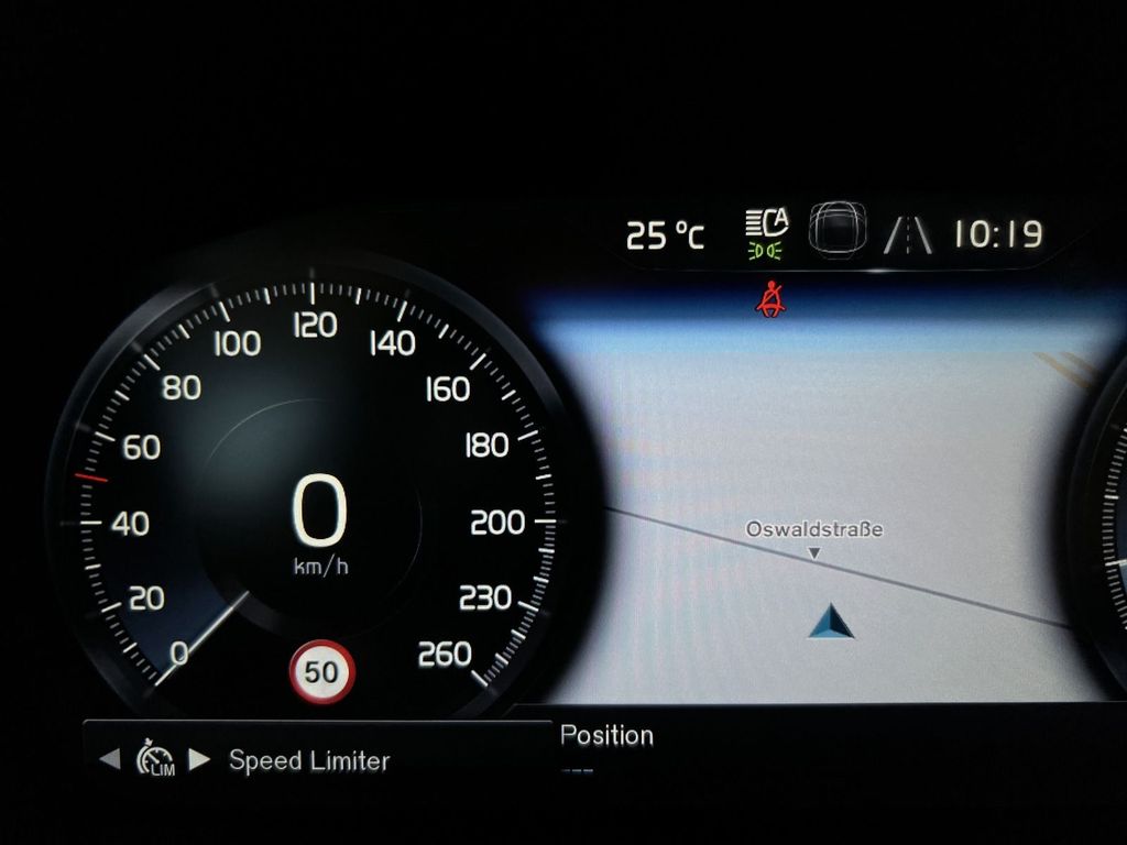 Volvo V90 T5 Momentum AHK *KEIN VERKAUF AN PRIVAT*