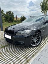 BMW 325i LCI Navi,Pano, Xenon, top Wartungszustand!! - BMW 325 mit Panoramadach