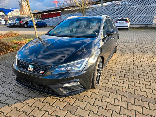 Seat Auto SEAT Leon Cupra ST 300 4drive schwar ...