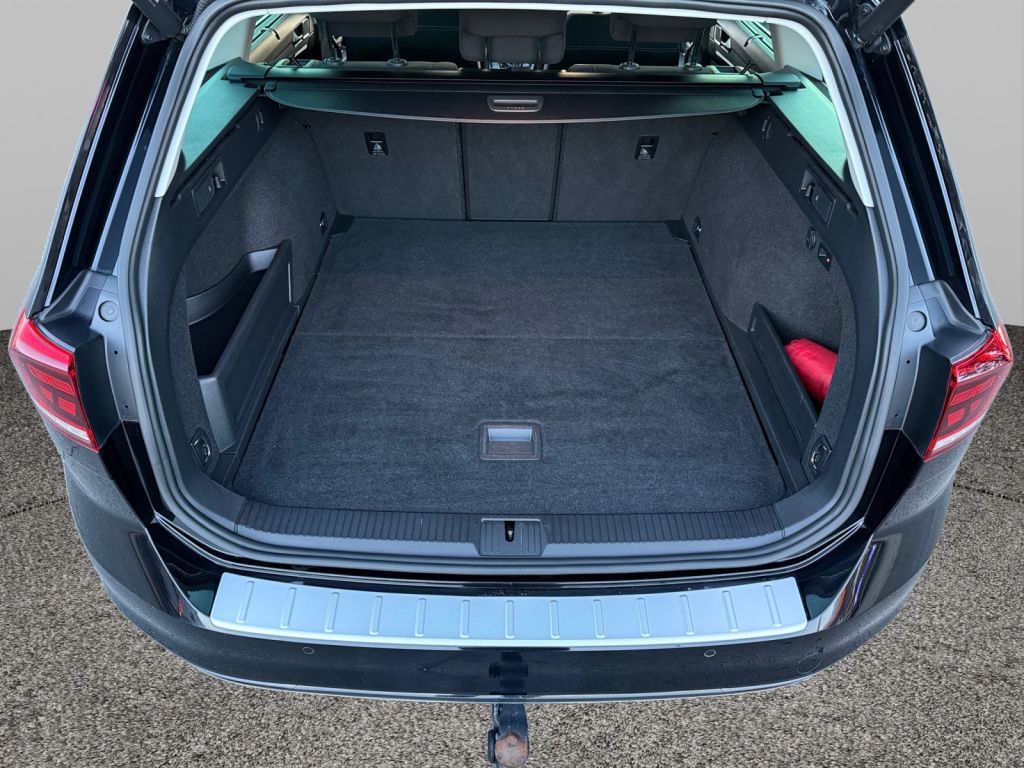 Fahrzeugabbildung Volkswagen Passat Variant 1.4 TSI Plug-In-Hybrid DSG GTE