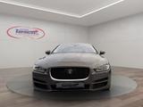 Jaguar XE 20d Aut. Portfolio - graue Jaguar XE
