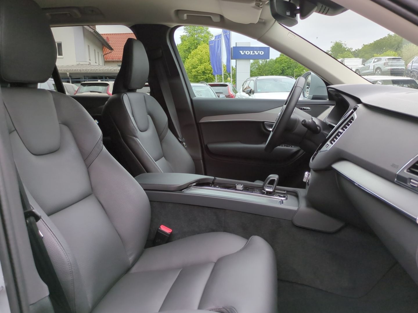 Volvo XC90 Core Recharge Plug-In Hybrid AWD 7-Sitzer S foto 13