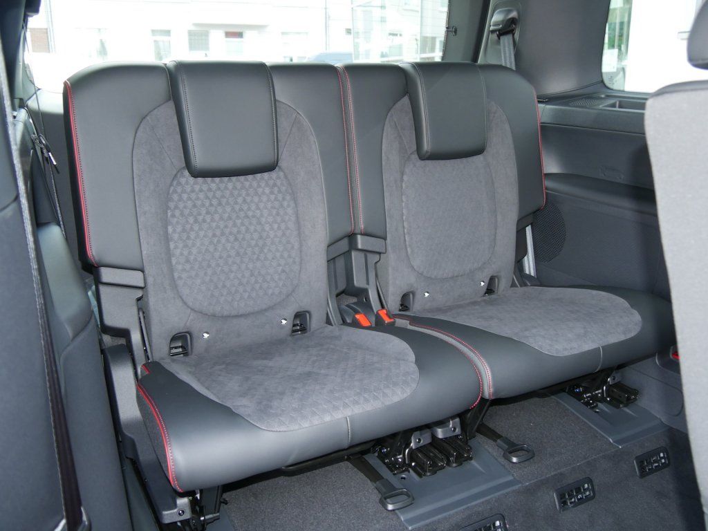 Fahrzeugabbildung Volkswagen ID.Buzz GTX 4Motion AHK Pano Memory