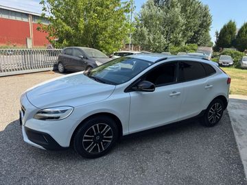 Volvo V40 Cross Country - 7