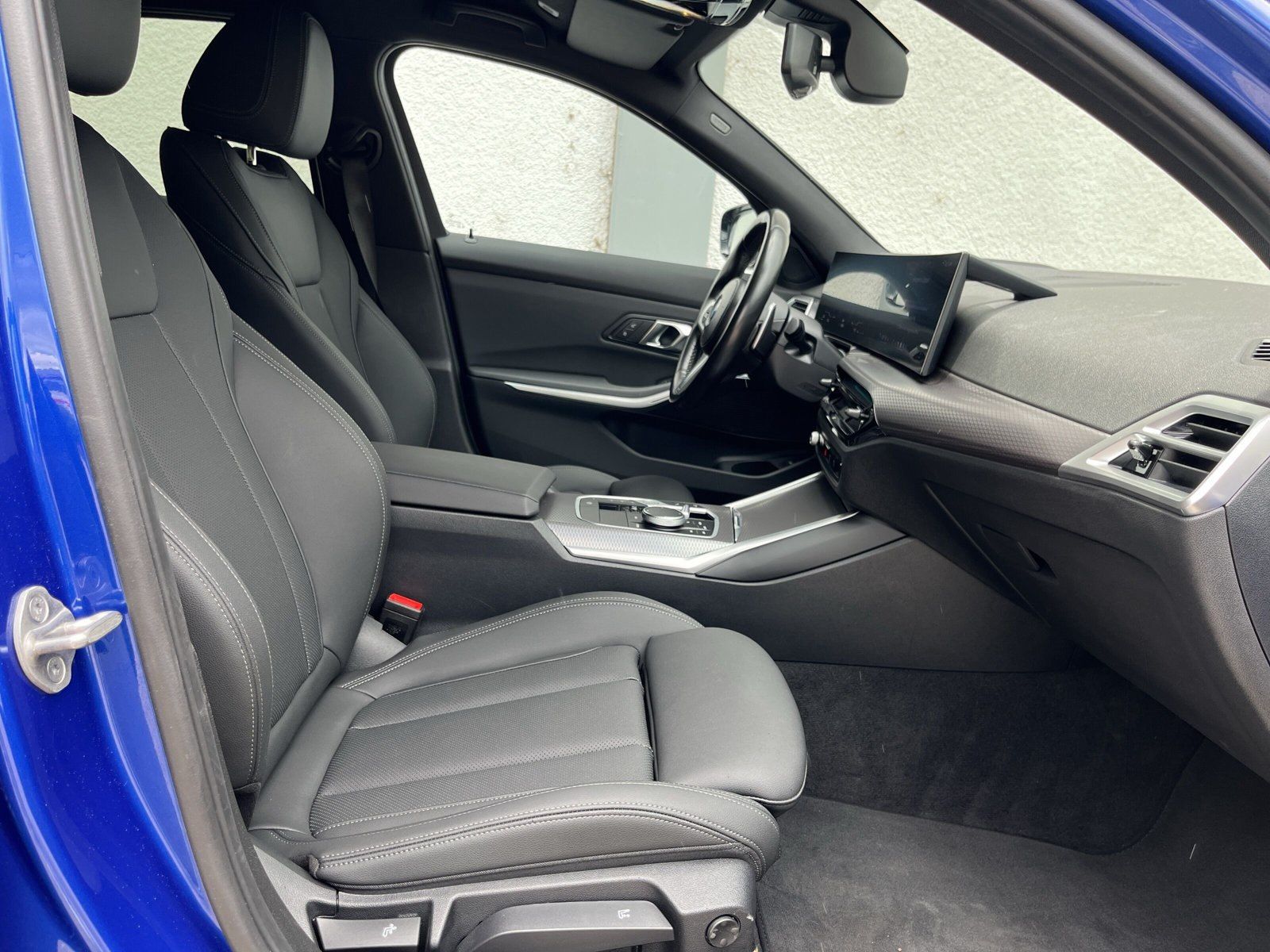 BMW 320 - Bild 4