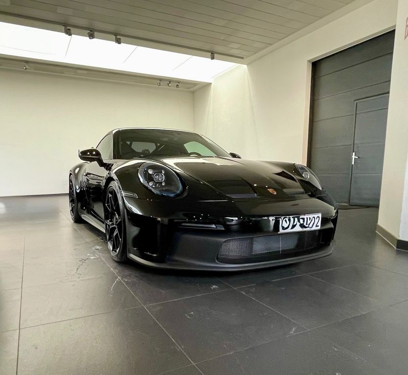 Image of Porsche 992