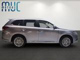 Mitsubishi Outlander PHEV Spirit 4WD Scheckheft Mitsubishi - Mitsubishi Outlander Spirit mit Hybrid-Antrieb (Benzin/Elektro)