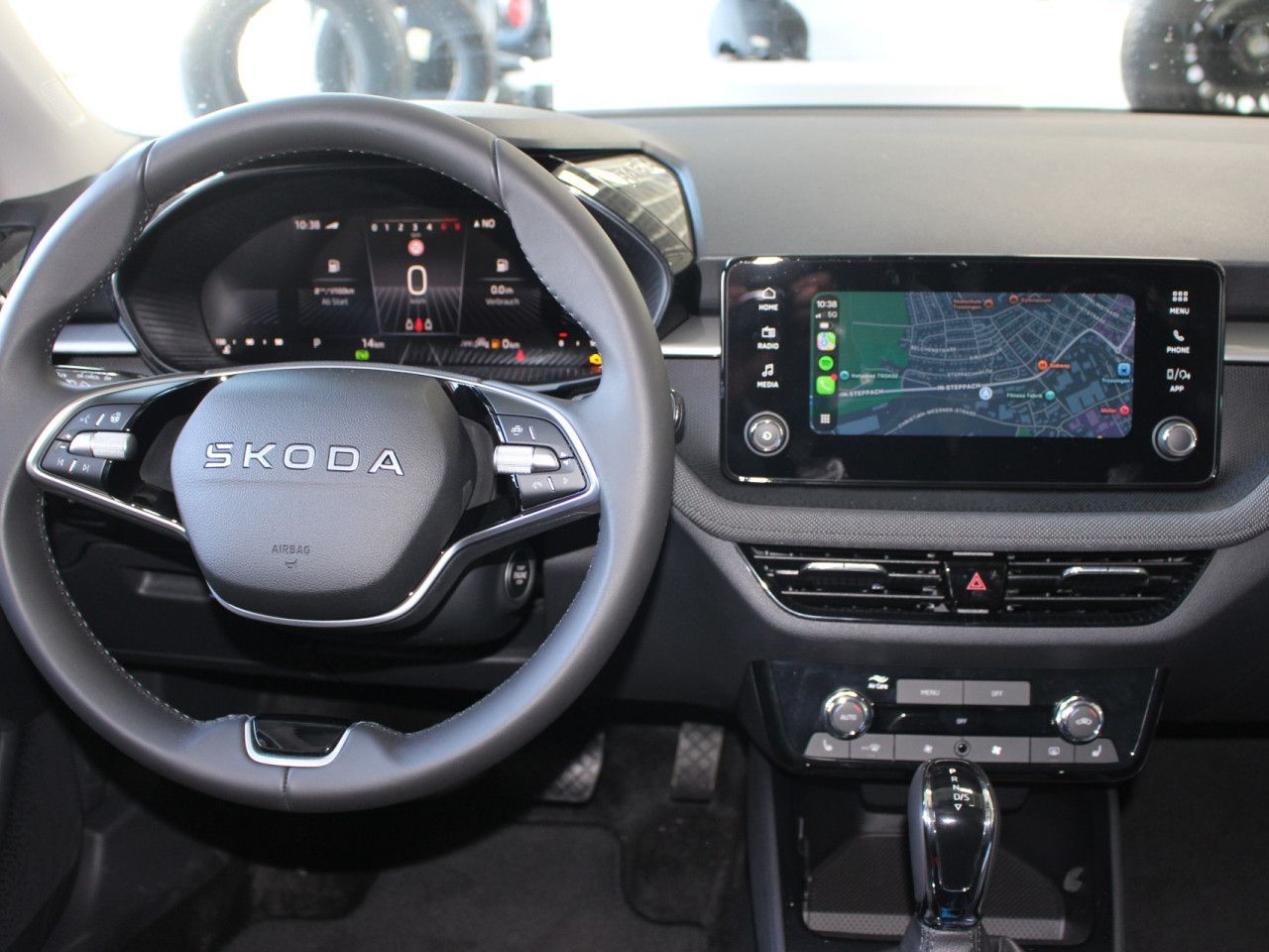 Fahrzeugabbildung SKODA Fabia 1.0 TSI Selection RFK/PDC/APP/beheizbare