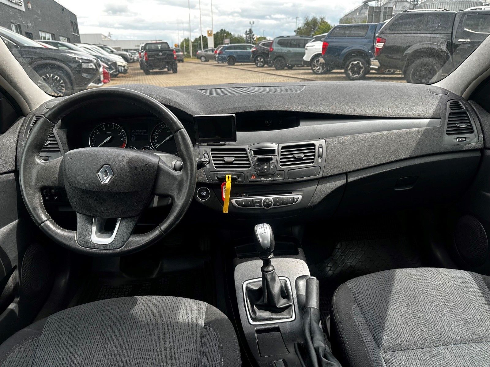 Fahrzeugabbildung Renault Laguna III Expression