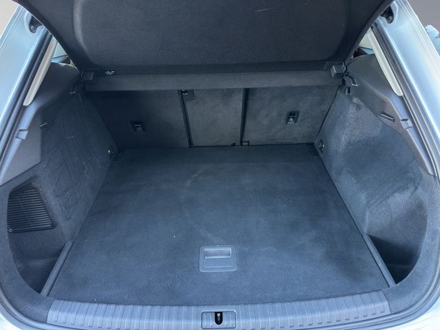 Q3 45 TFSI e S-tronic