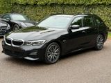 BMW 330e Touring M Sport AHK/ACC/LED/LRHZ/SPORTSITZ - BMW 330 mit Hybrid-Antrieb