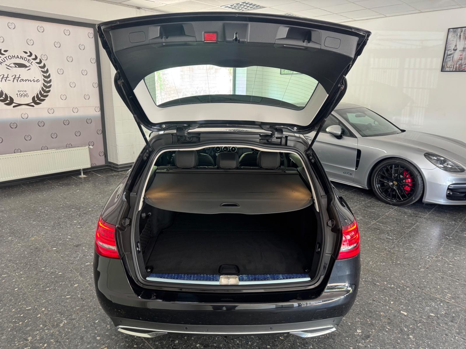 Mercedes-Benz C-Class T-MODELL AUTO NAVI CAM LEDER T-WINKEL 8-F, миниатюра 7