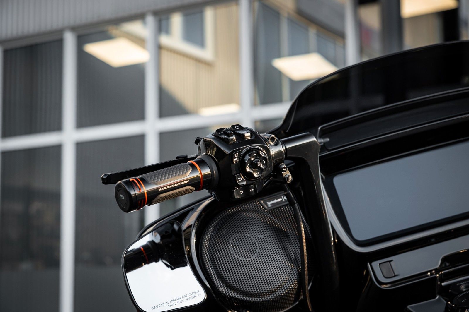 Fahrzeugabbildung Harley-Davidson CVO Street Glide FLHXSE 121 Cui - KESSTECH -