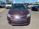 Toyota Avensis Combi Sol 1.8 Valvematic Automatik Klima - Toyota Avensis