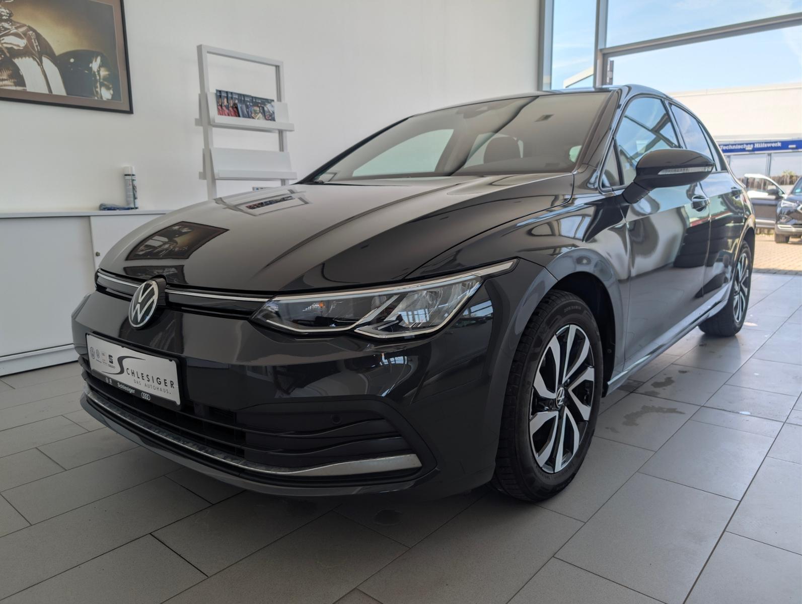 Volkswagen Golf 8 Lim. 1.5 TSI ACTIVE/NAVI/KLIMA/APP