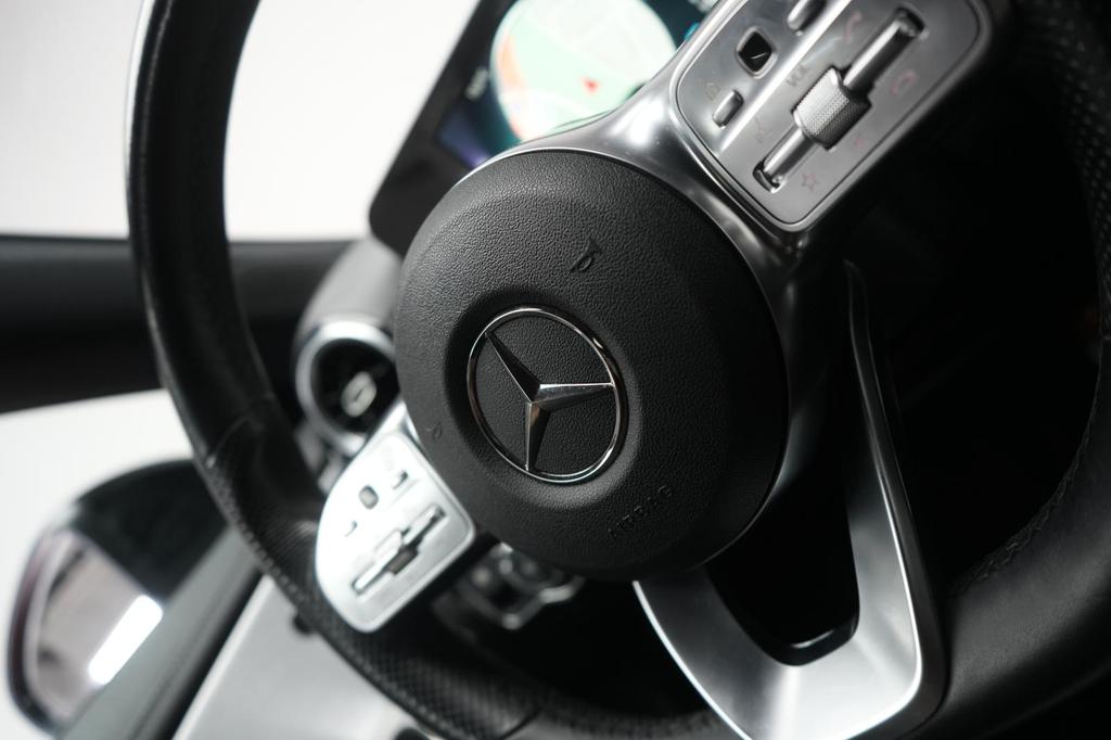 Mercedes-Benz CLA 220 Shooting Brake