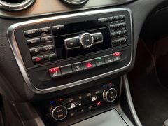 MERCEDES-BENZ CLA 220 d AMG*KAMERA*LED*LEDER*NIGHT*TEMP*NAV