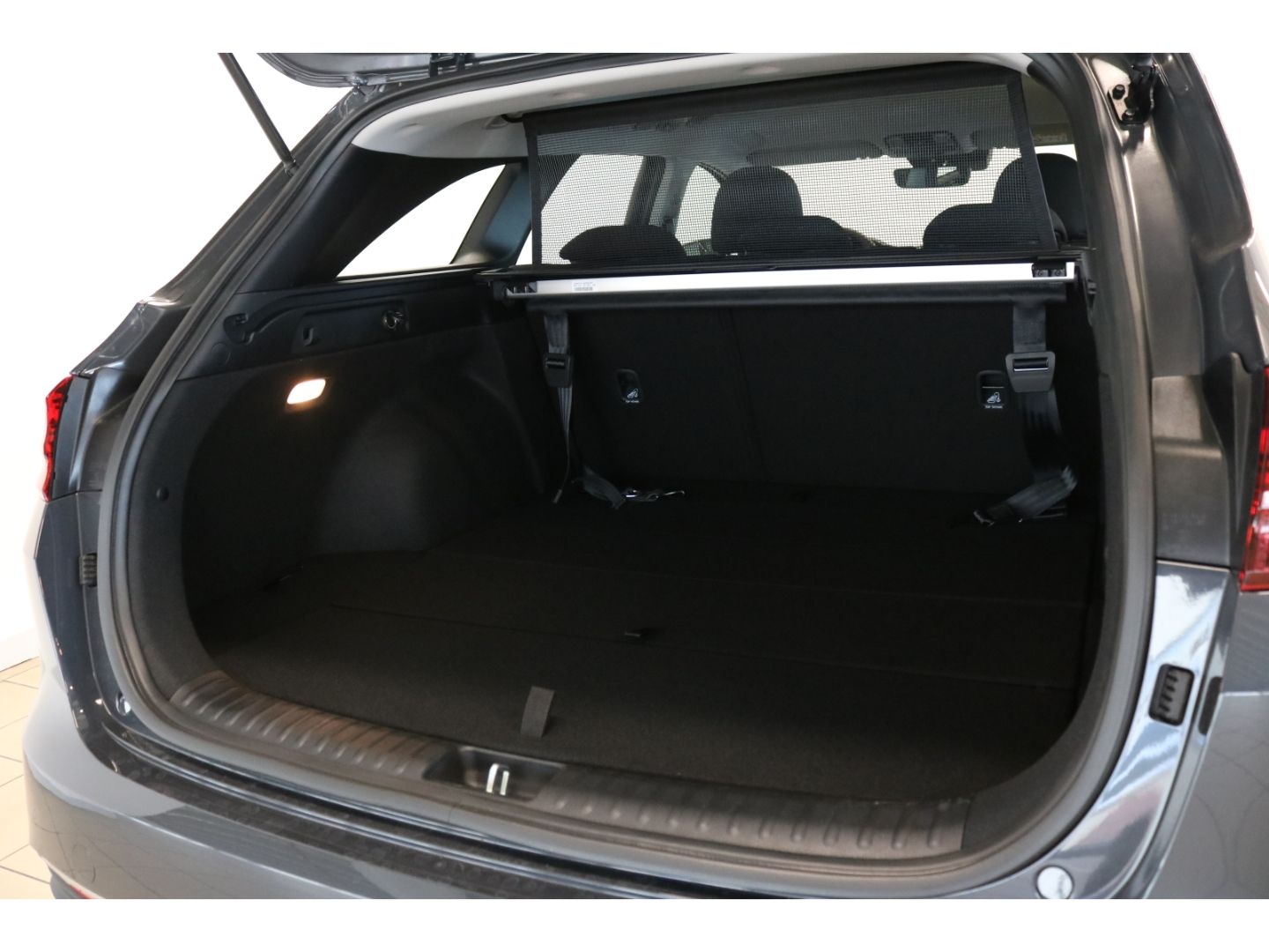 Fahrzeugabbildung Kia Ceed_sw Vision SHZ LED Navi Tempomat DAB PDC