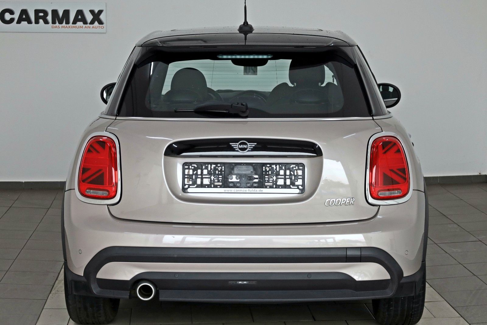 Fahrzeugabbildung MINI COOPER Mini 5-trg,Leder,Navi,Panorama,LED