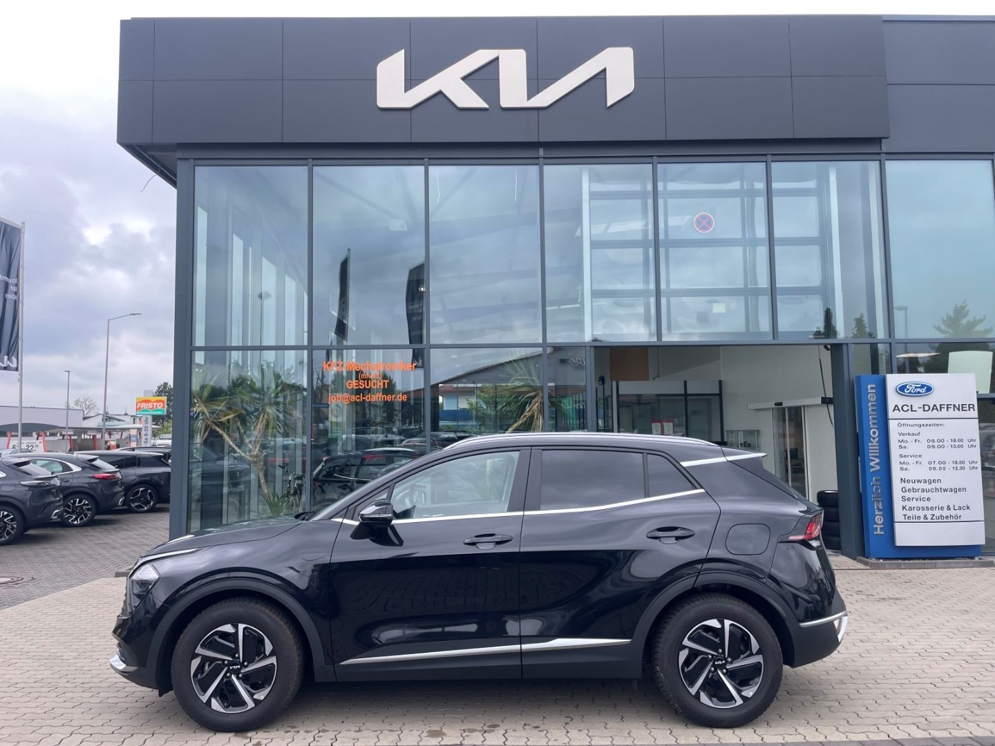 Fahrzeugabbildung Kia Sportage Vision Kamera AHK SpurhalteASS Navi LED