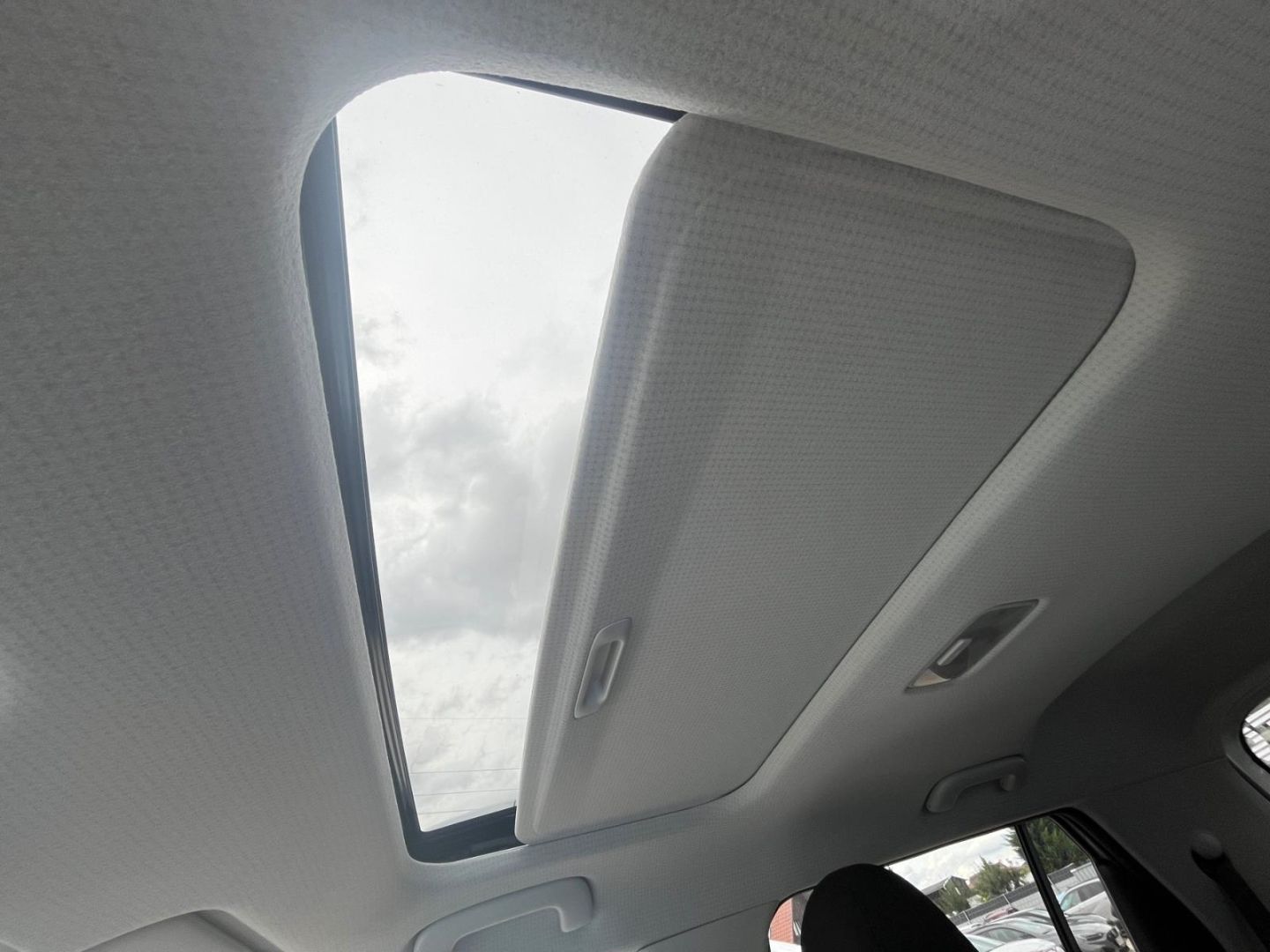 Hyundai INSTER – Bild 28