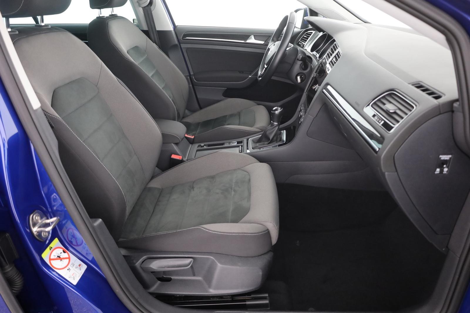 Volkswagen Golf VII 1.4 TSI R-Line LED ACC Kamera PDC Navi