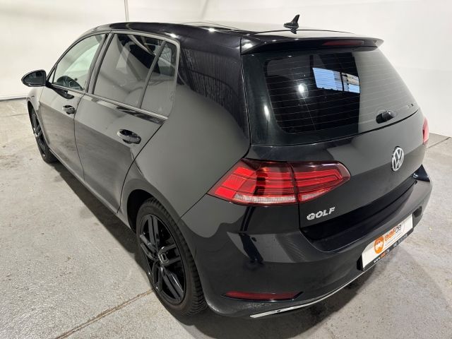 Volkswagen Golf 2.0 TDI DSG Comfortline EU6d-T LED ACC Navi imagem 2