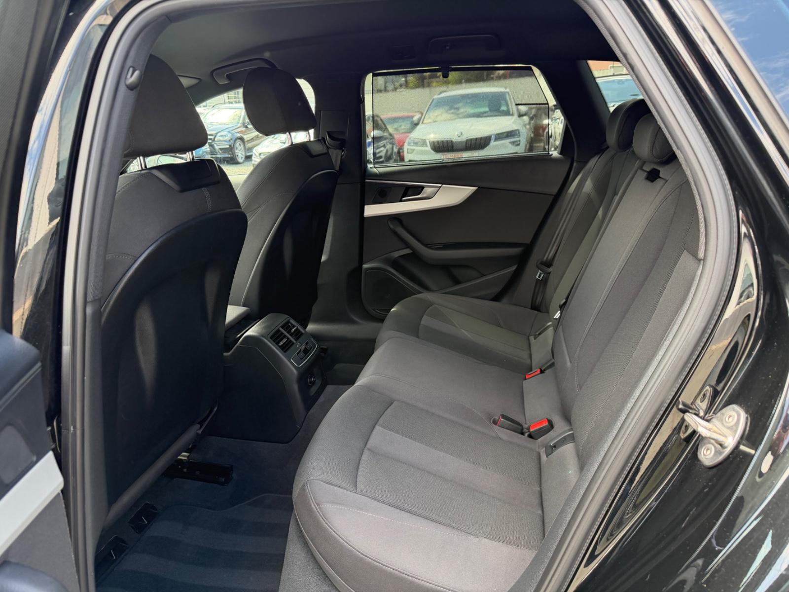 Audi A4 Avant 40 TFSI quattro S line, миниатюра 15