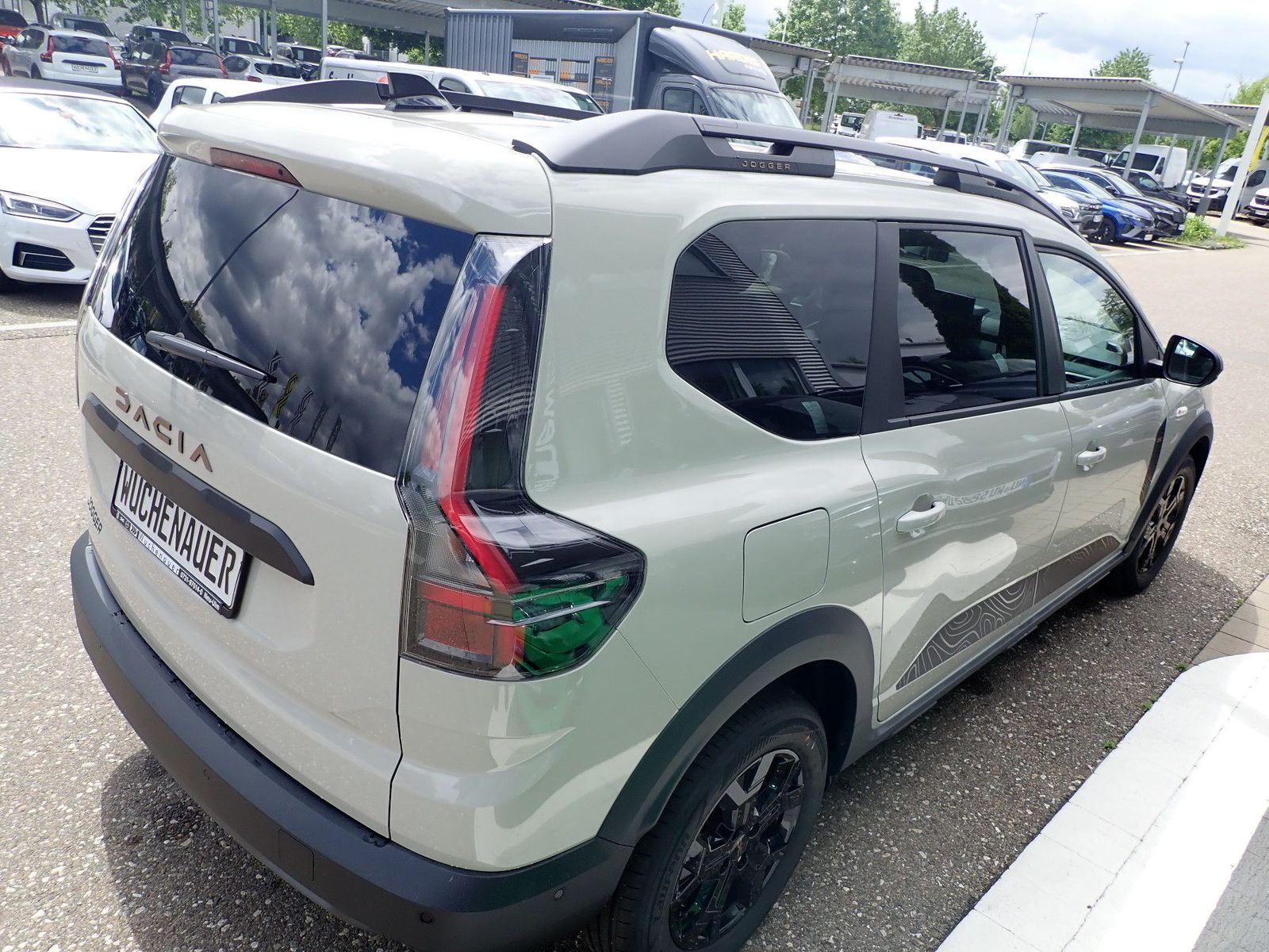 Fahrzeugabbildung Dacia Jogger Extreme Eco-G 120 auto
