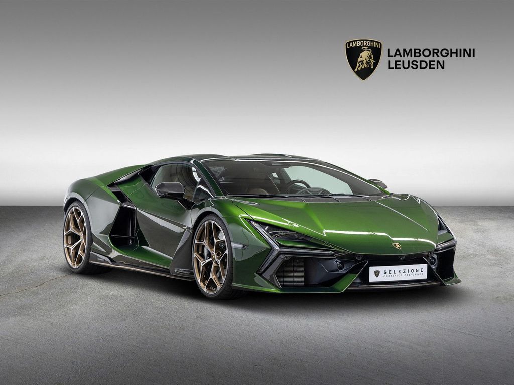 Image of Lamborghini Revuelto