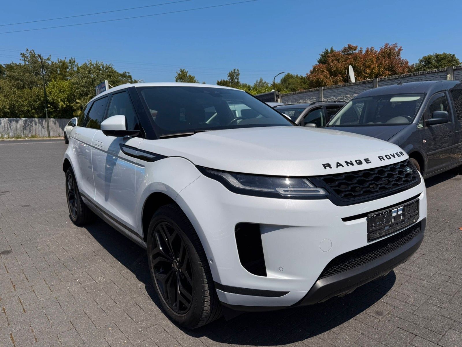 Land-Rover Range Rover Evoque - 1