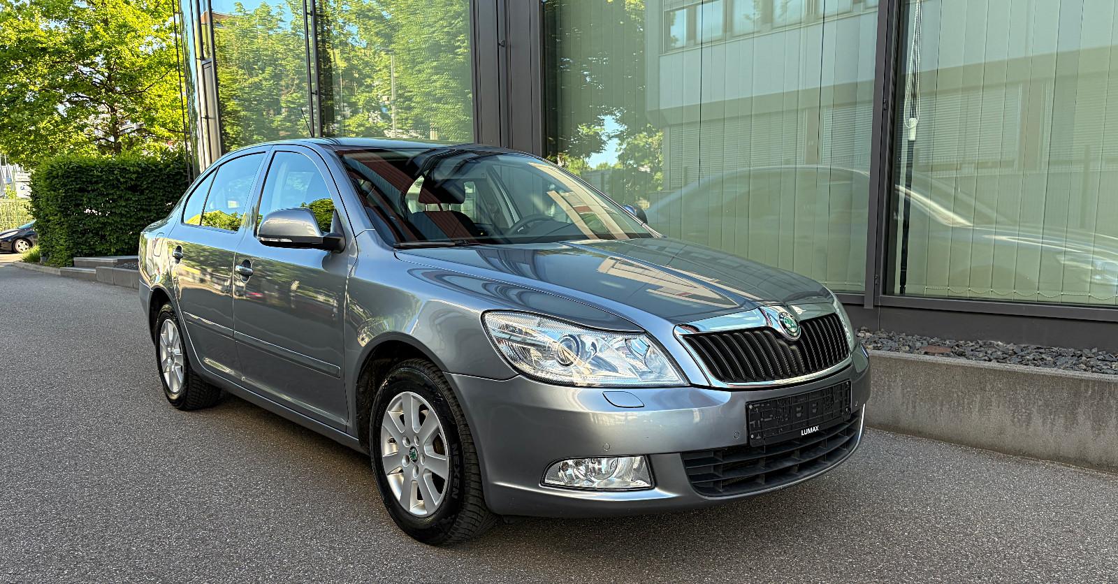 Skoda Octavia Lim. Ambition*Automatik*Xenon*PDC*