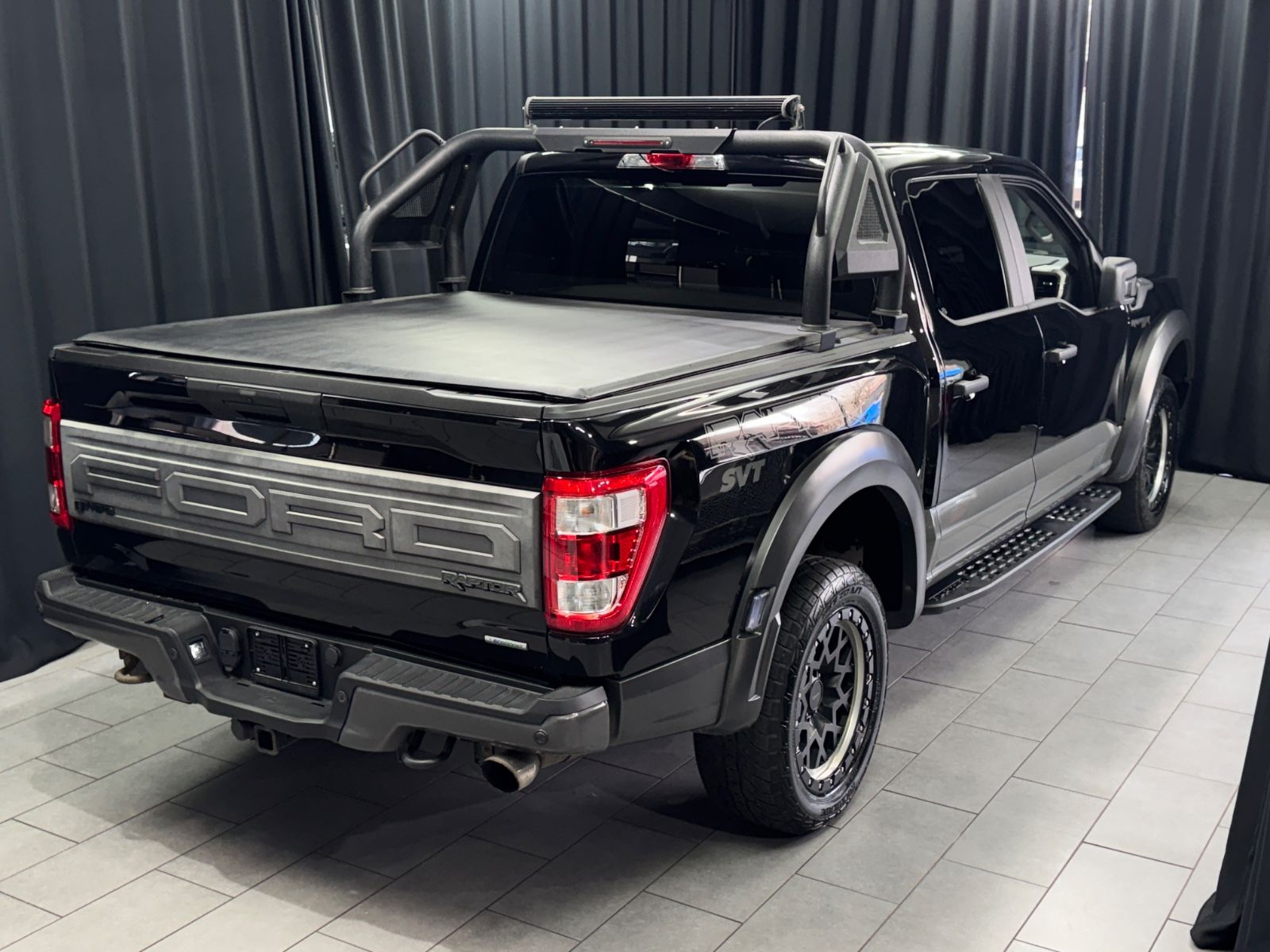 Fahrzeugabbildung Ford F 150 RAPTOR SVT|OFFROAD 20 ZOLL| 6-SITZ|NAVI|