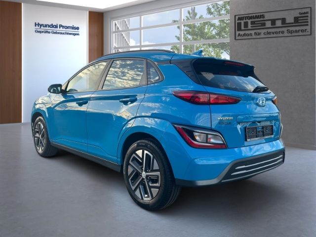 Fahrzeugabbildung Hyundai KONA Select Elektro 11KW OBC ACC Apple CarPlay A