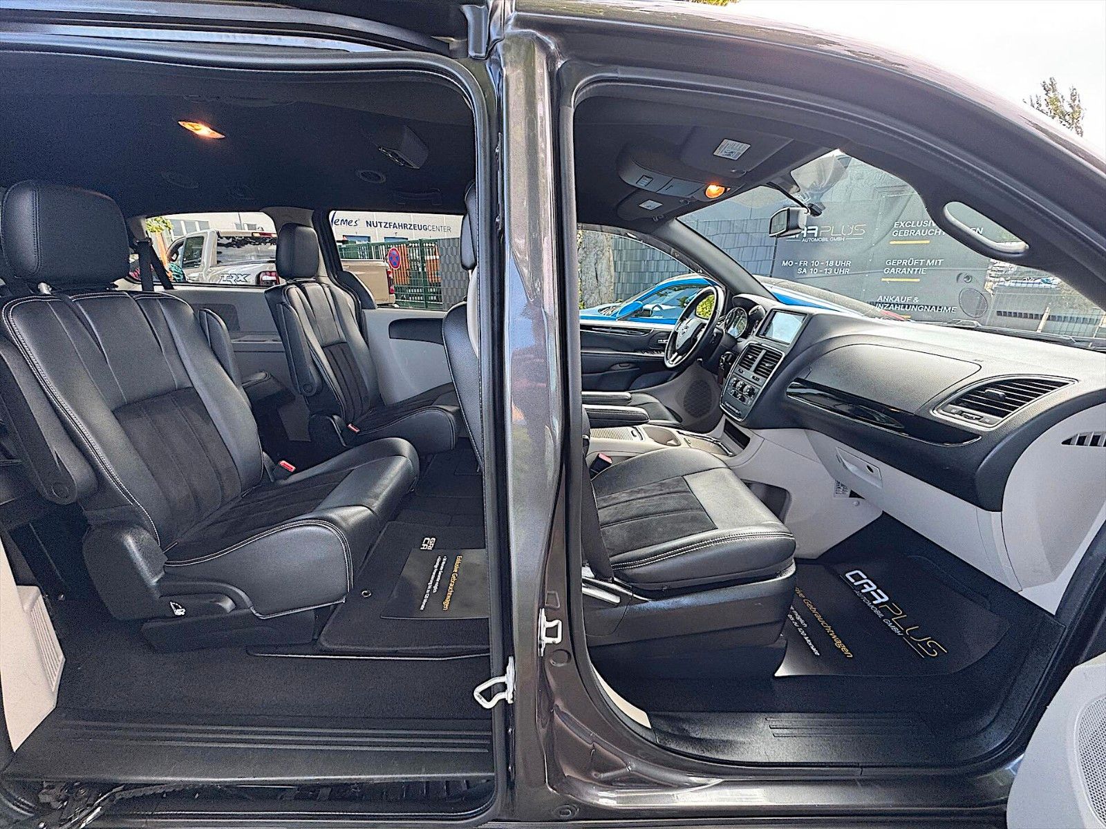 Fahrzeugabbildung Dodge Grand Caravan 3.6 V6 *7 Sitze*Kamera*CarPlay*