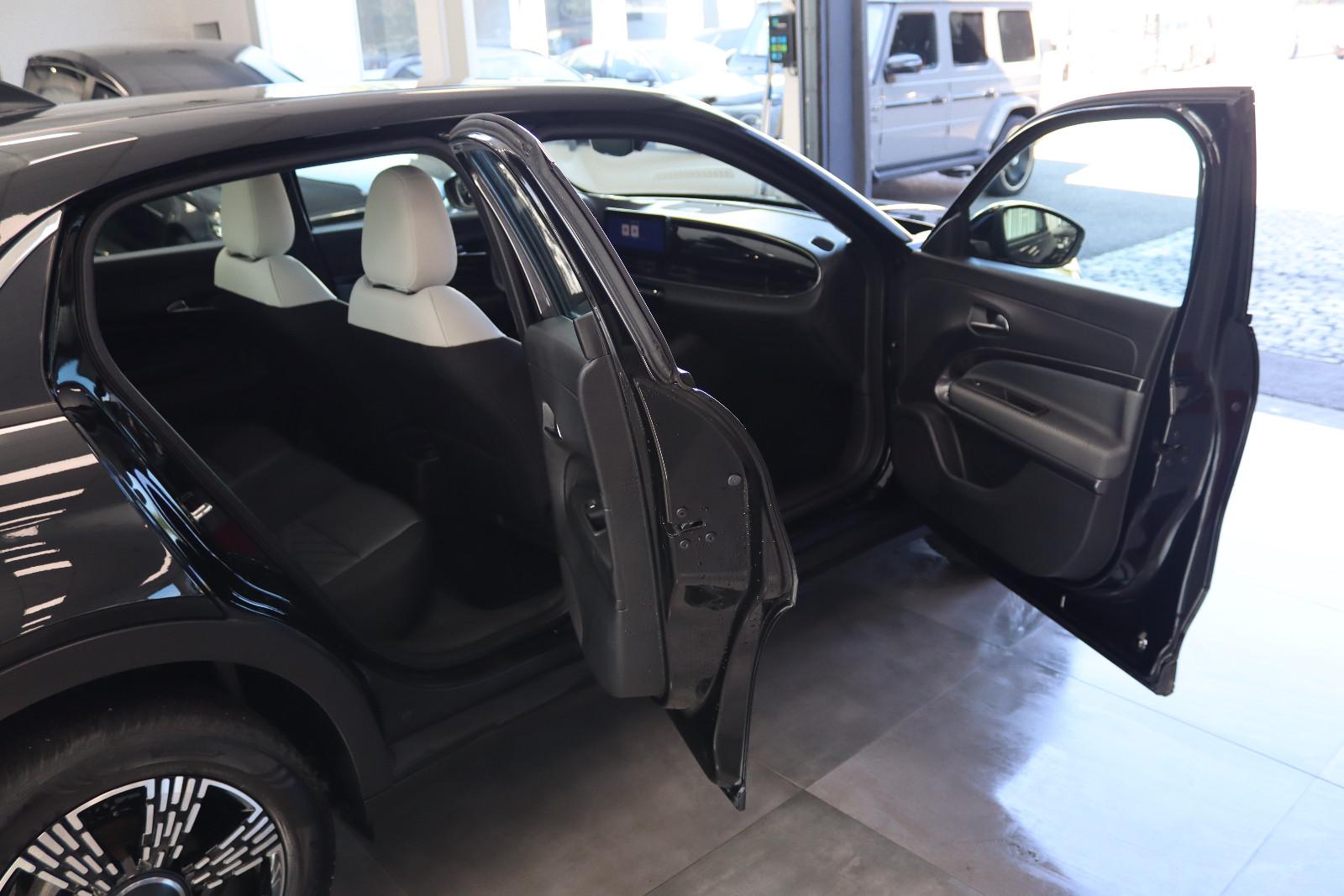 Fiat 600 1.2 Hybrid Basis  * 1.HAND *