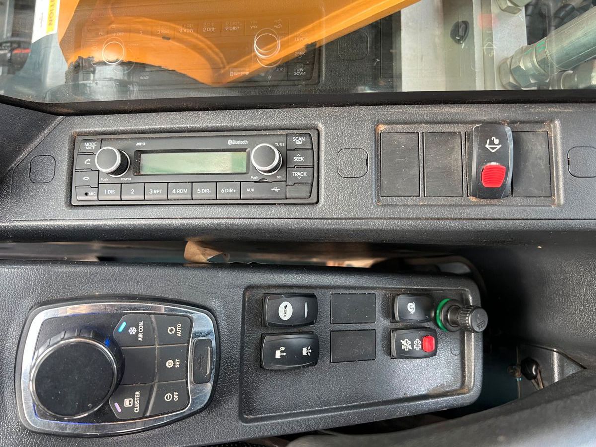 Fahrzeugabbildung Hyundai HW 160 / OQ 65 /  nur 714h! / Löffelpaket