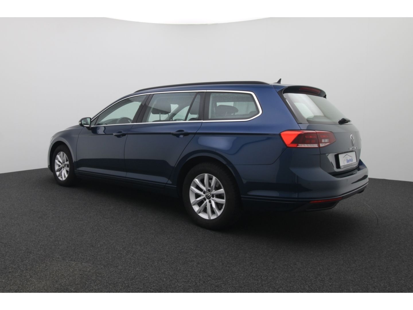 Fahrzeugabbildung Volkswagen Passat Variant 2.0 Business 3-Zonen-Klima Kamera