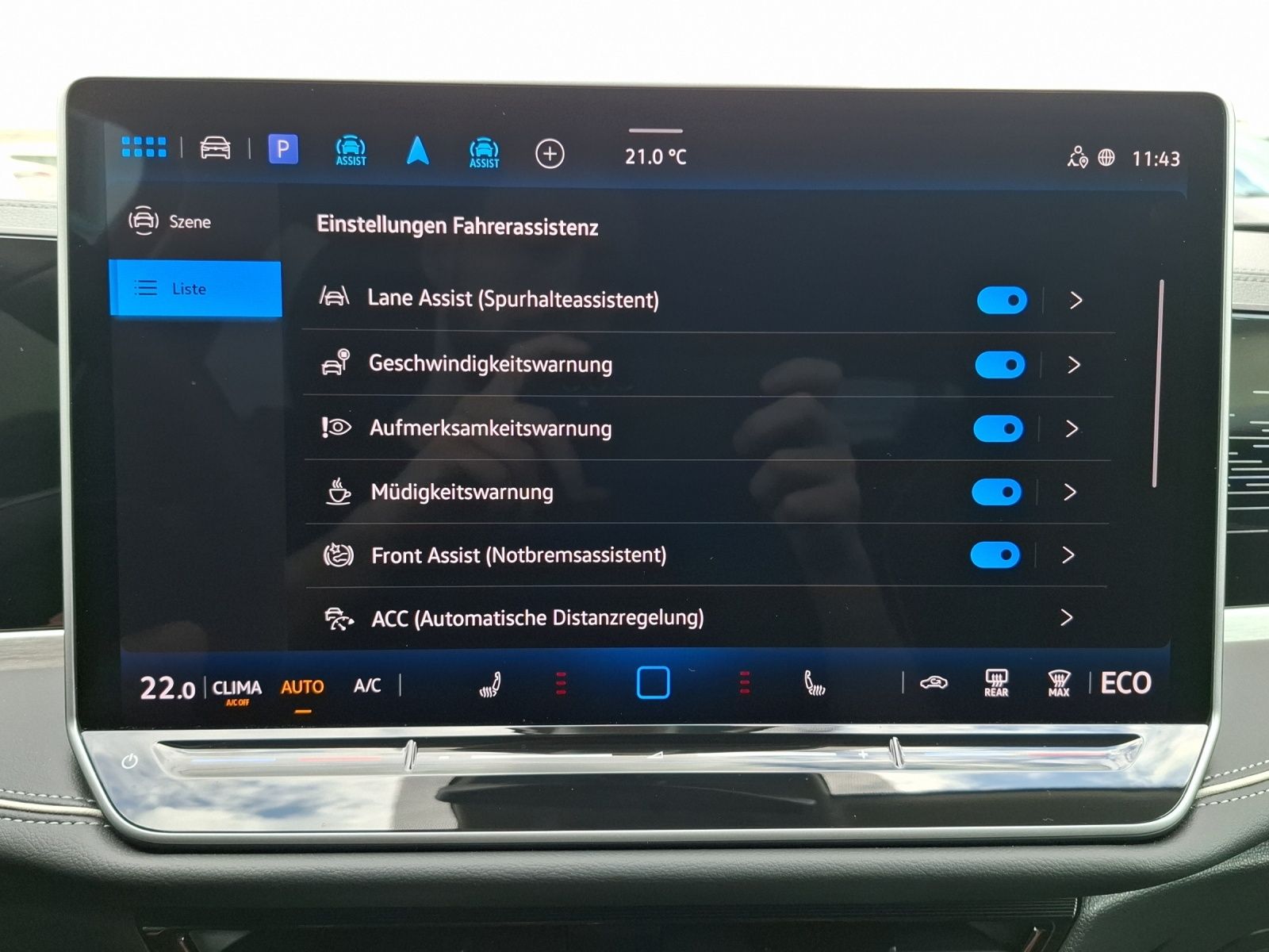 Fahrzeugabbildung Volkswagen Passat eHybid Elegance DSG Matrix AHK Navi HUD A