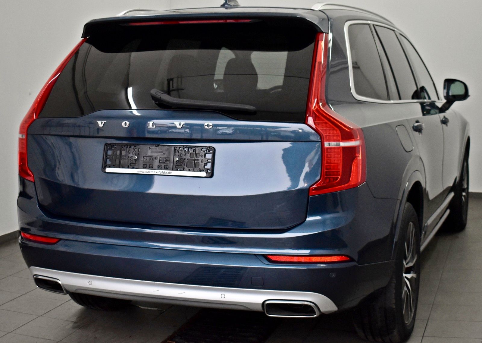 Fahrzeugabbildung Volvo XC90 B5 Momentum Pro AWD Leder,Navi,LED,Kamera