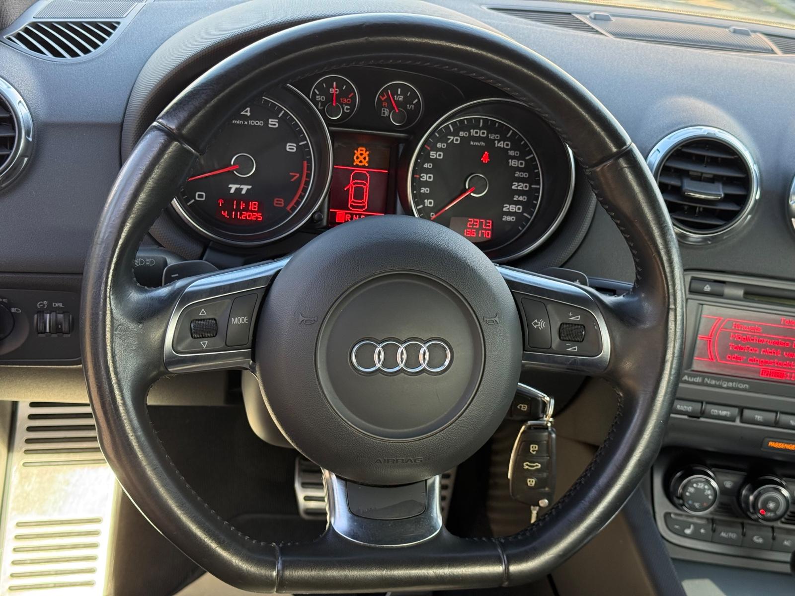 Audi TT Coupé 3.2 V6 250ch - 2ème main - Entretien Audi - Alcantara - Xénon