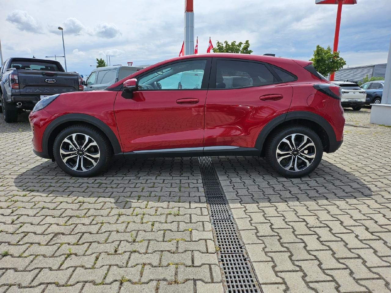 Fahrzeugabbildung Ford Puma Titanium
