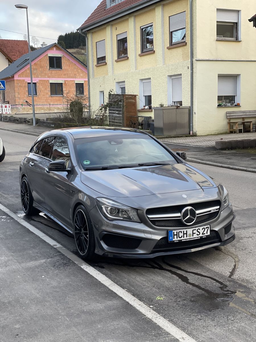 MERCEDES-BENZ CLA 45 AMG Shooting Brake CLA 45 AMG SPEEDSH...