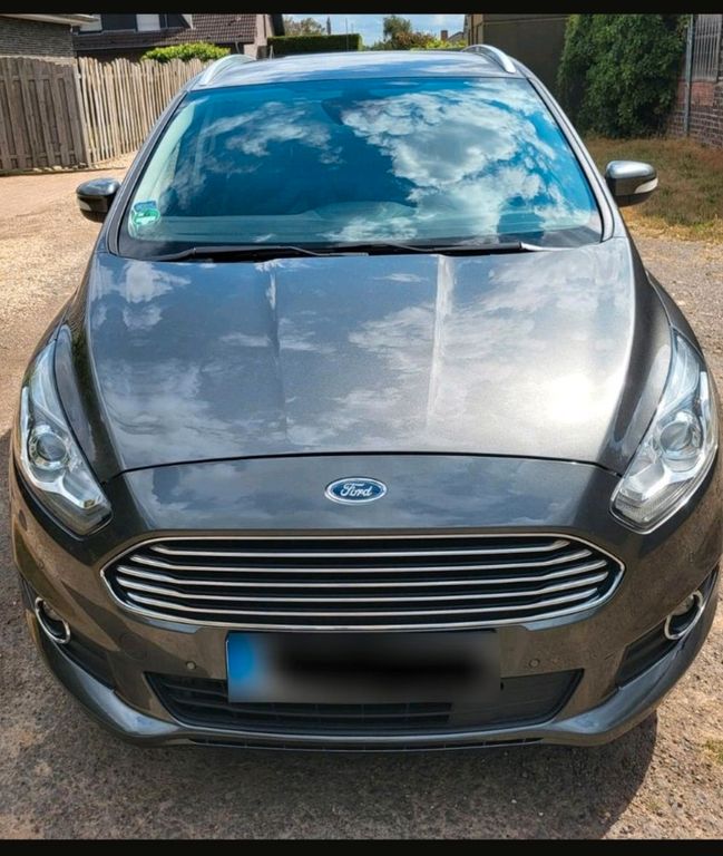 Image of Ford S-Max