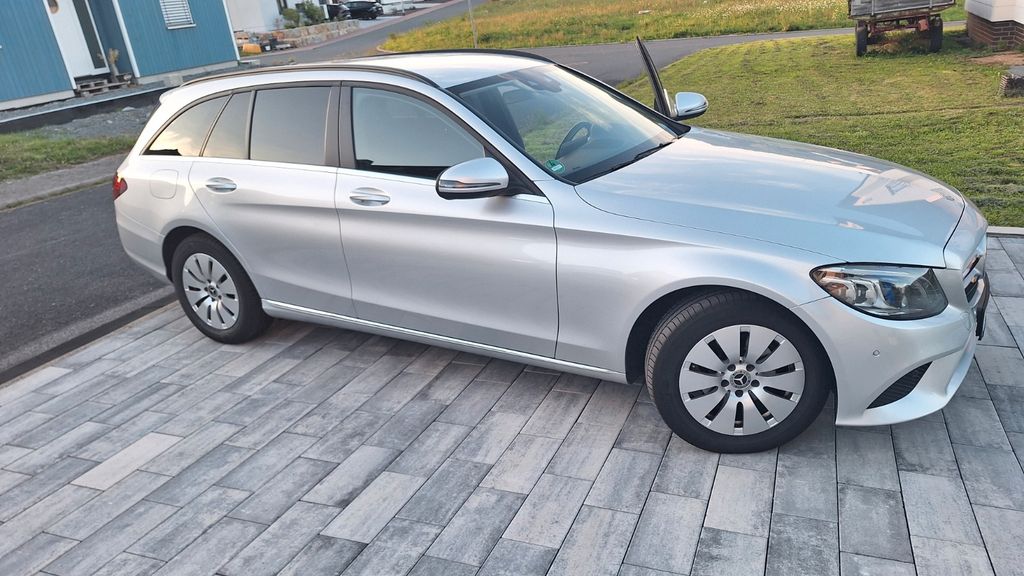 Image of Mercedes-Benz C 200